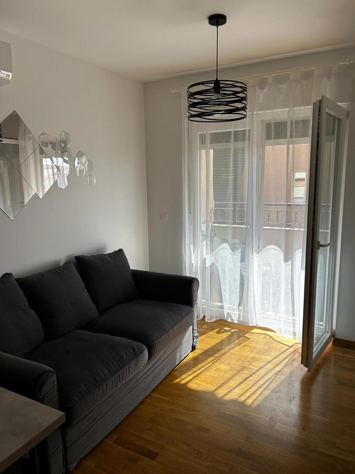 Appartement Veluni - - Free Parking